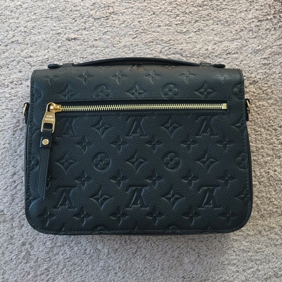 HP ⭐️ Brand New 💯% Authentic Louis Vuitton Pochette Metis Handbag - Picture 2 of 10